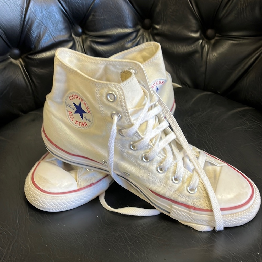 Cream/White/Red/Blue Converse All Star Mens 7.5/Womens 9.5 High Tops